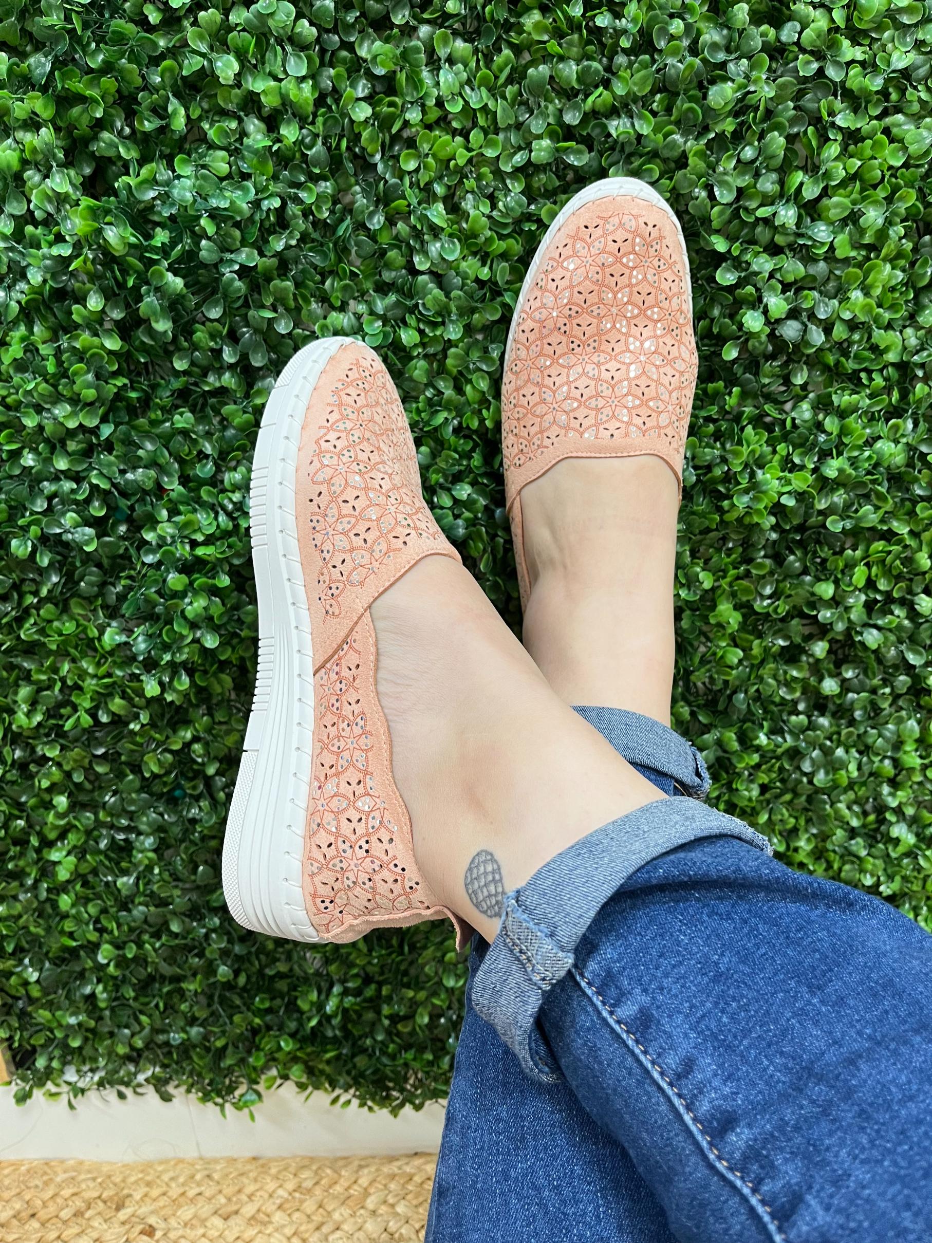 Mocasin-Nerea-Salmon1